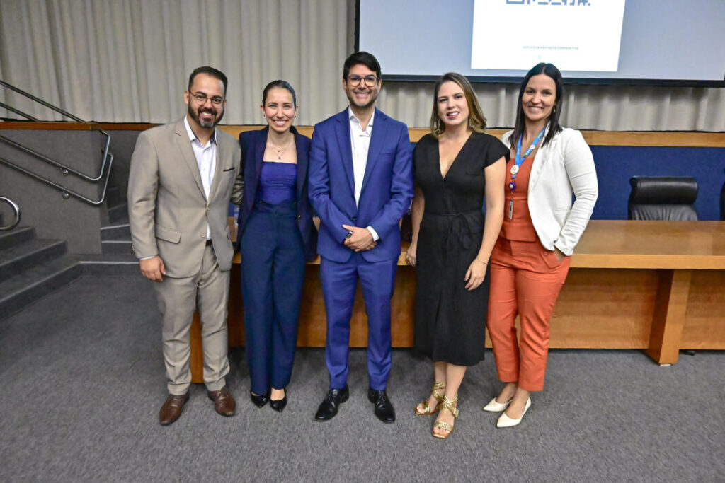 54325376279_f0d28e5cd9_k-1068x712